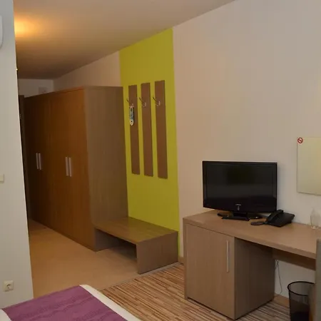 аква невис хотел&aквапарк 4* Слънчев бряг