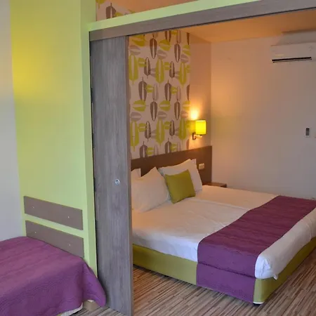 Aqua Nevis & Aqua Park 4* Sunny Beach